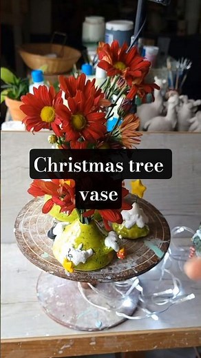 Making a Christmas tree vase. #creativeclayideas #pottery #ceramic