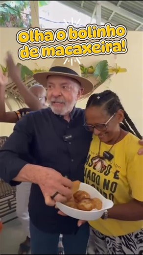770K views · 62K reactions | Do látex da seringueira à farinha de mandioca, do açaí ao bolinho: uma verdadeira maratona de sabores e saberes aqui no Pará!  E agora… olha o bolinho de macaxeira raladaaa! ✨  @ricardostuckert | Lula | Facebook