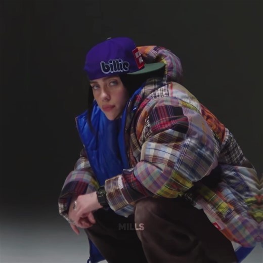 like whaaat..? • #billieeilish #foryoupage #edit #fyp #xyzcba