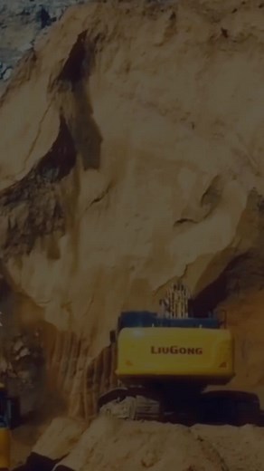 Impressive CAT Excavator in Action at Construction Site