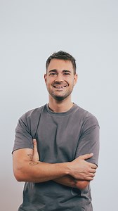 43K views | Kleine Geste, große Wirkung: Überrasche deine Mutter zum Muttertag doch mal mit selbst gebackenem Brot. In „Auf ein Brot mit Jo Semola“ findest du Inspiration für einfache Rezepte, die von Herzen kommen – und schmecken. Alle Folgen findest du jetzt auf YouTube. Klick dich doch mal rein, den Link findest du in unserer Bio. #siemenshome #enjoysiemens #muttertag #brotbacken #brot #josemola | Siemens Home | Facebook