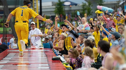 WATCH: Savannah Bananas entertain sold-out crowds at Slugger Field in Louisville