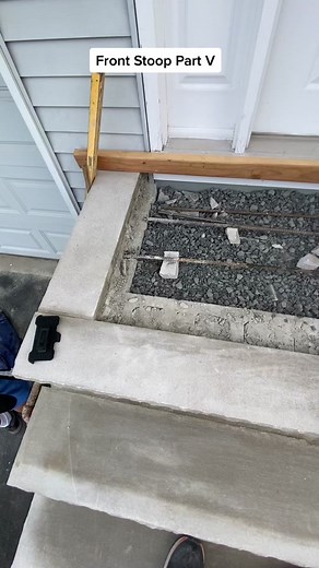 Front Stoop Part 5 #fyp #downesconstruction #ReTokforNature #constructiontok #diy #construction #frontstoop #limestone #concrete #bluecollar #trending #viral #remodel #stone #stepbystep #instructional #fypシ #howto #buildnj #foryoupage #masonry