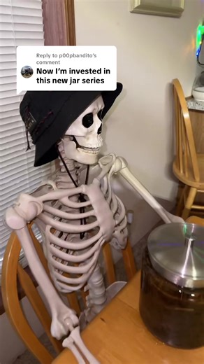 Replying to @p00pbandito jar update number 1. I hate it… #fyp #xycba #pond #fish #monster