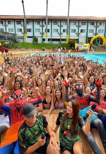 eu AMO gritar essa parte “A MELHOR O QUEeEeeE?” #forma9 #viagemdeformatura