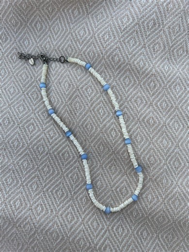 VINTAGE Blue Beaded Shell Necklace - Etsy