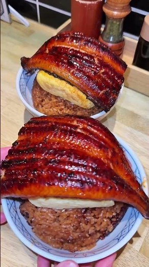 Osaka's Giant Unagi Rice Bowl 🐟🍚 A Must-Try Japanese Food Challenge