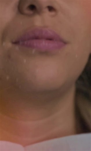 LUMI-PRO Lip Booster: Instant Volume & Hydration