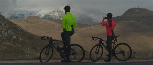 Winter is coming. Our Fall/Winter collection too. 🍂 Women: https://www.santinicycling.com/en/fall-winter-collection-woman-648 Men: https://www.santinicycling.com/en/fall-winter-collection-man-647 #Santini | Santini Cycling Wear