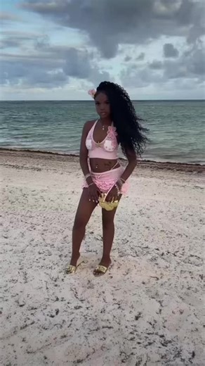 #fyp #clothingbrand #fashiontiktok #hellokitty | hello kitty two piece set