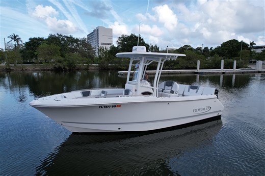 Used 2021 Robalo R230 Center Console, 33301 Fort Lauderdale - Boat Trader