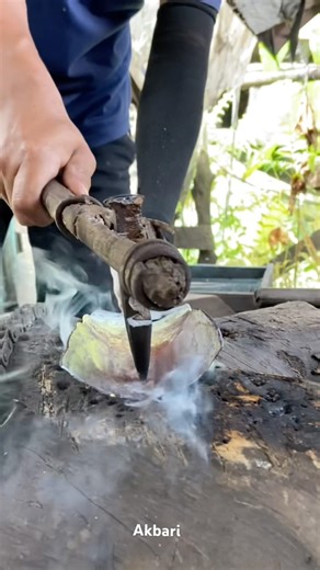 It turns out that the way to make a crowbar is really amazing.