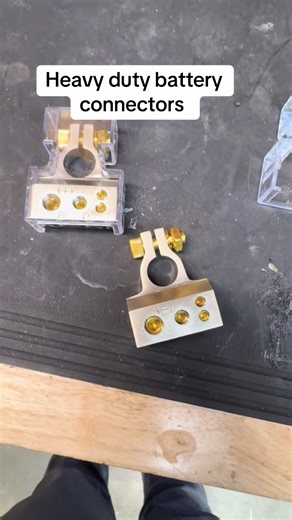 Heavy duty car battery connectors.with these battery terminals you will get a lot better connection an have room for your other accessories to hook up #battery#caraudio #autorepair #automotive #trucks