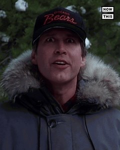 Fried chicken with a side of Chevy Chase, please! These customers at a Charleston fast food restaurant got a surprise by the famous actor and comedian himself 🍗🍟 | NowThis