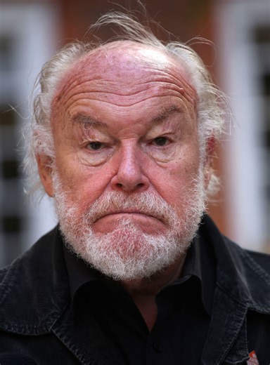 Timothy West, acclaimed British actor and lover of UK’s waterways, dies at 90