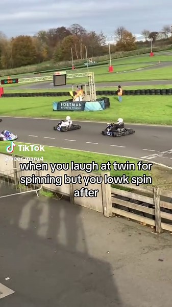 Hilarious Karting Fail: Twin Spins and Laughs