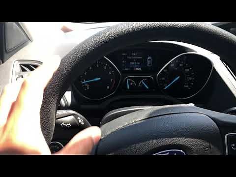 FORD ESCAPE - Locking and unlocking the doors – how to