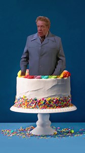 Cake for everyone! In celebration of the great Jerry Stiller on his special day. | Seinfeld