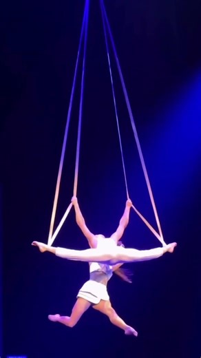 you, me, aerials? 💘 #ECHOCirque | Cirque du Soleil