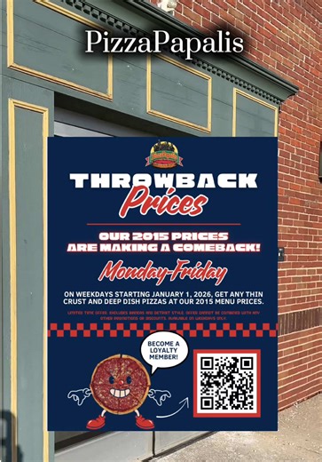 This is some of the best pizza in Detroit / Metro Detroit. Serving up Chicago style pizza 🔥 currently they have special going on where you will recieve throwback prices on your pizza 🙌🏾 @pizzapapalis_official this is their Taylor, Michigan location. I love this one because they have a bar. The address is listed below 🤗 14680 Pardee Rd Taylor, Michigan