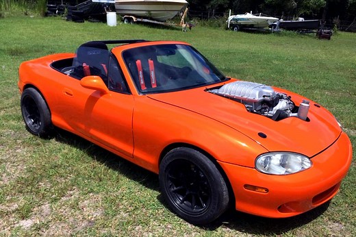 Hellcat-Powered Mazda Miata Crashes While Leaving Car Meet | Carscoops