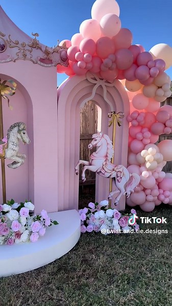 Deluxe Vintage Carousel Party Decor Services