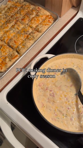 Kaitlyn Zacharias on Instagram: "what’s your go-to cozy meal? 🥣 We love this bacon corn chowder recipe from Hope’s table cookbook. Paired with cheesy breadsticks. Comfort carbs 😉 . . . . #homemaker #wintercooking #comfortfood #cozydinner #homemade"