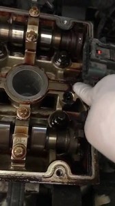 3.9K views · 59 reactions | Welcome back Sayreh Boe auto mechanic.........how to replace valve cover gasket oil leaks in to cylinder block | Shadaw Journal | Facebook