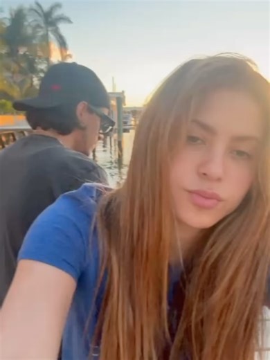 Shakira on Instagram: "Back at it!"