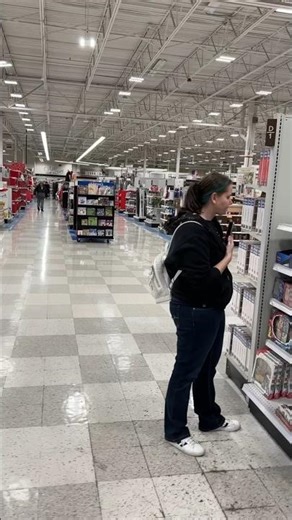 iPHONE vs HUMAN, Who Finds Better Pokemon Cards? 😂