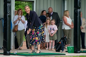 Fore Far! Earl and Countess of Forfar visit golf club on 150th anniversary to tee off town visit
