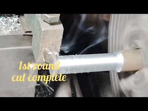 Threading an iron bar@technique