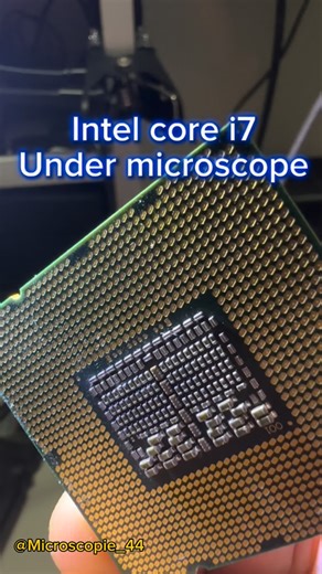 jean-Marc Babalian on Instagram: "🇬🇧 Intel Core i7-920 — The Dawn of a New Era 🔥 Released in 2008, the Intel Core i7-920 marked a revolution for Intel’s CPU design. Built on a 45 nm process, with 4 cores and 8 threads, it was part of the first Nehalem generation — introducing the LGA 1366 socket and a triple-channel memory controller. Running at 2.66 GHz (up to 2.93 GHz Turbo), it replaced the old FSB with Intel’s QPI bus, offering smoother communication and better performance. Under the micr