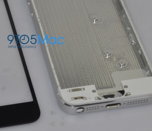 Report: Apple to sell 30-pin adapter for new iPhone's smaller 19-pin dock connector - 9to5Mac