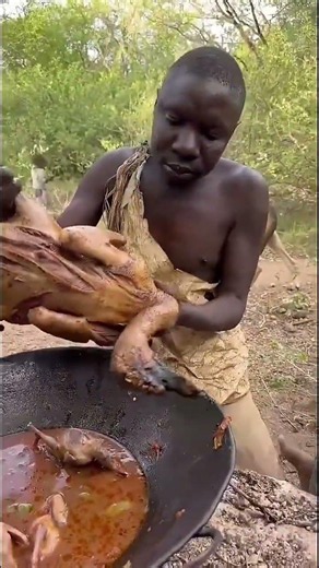 Amazing Village Style Outdoor Cooking and Eating Show 🌿🍖#PrimitiveCooking #VillageFood #OutdoorFea