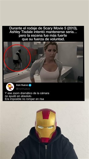 En Scary Movie 5 (2013), Ashley Tisdale intentó mantenerse seria y no pudo 😂