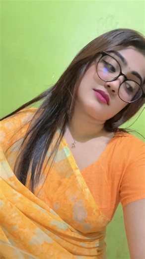 Nafrin Naziya on Instagram: "অভদ্র হয়েছি আমি তোমারই প্রেমে 😩🥲#followstagram #viral #fyb #highlights"