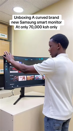 Samsung Odyssey G6 — 32″ QHD Curved (S32BG650EM) • 31.5” 1000R Curved VA Panel • QHD 2560×1440 • 240Hz Refresh | 1ms GtG • HDR600 | 95% DCI-P3 | 1B Colors • 2,500:1 Contrast | 178° Viewing • AMD FreeSync Premium Pro Ports: • HDMI 2.1 ×2 | DP 1.4 ×1 • USB 3.0 Hub | Headphone Jack Smart Features: • Samsung Smart Hub • Workspace (Cloud PC, Office apps, Remote PC access) • Game Hub (Xbox Cloud, GeForce Now) • WiFi 5 Bluetooth 5.2 • Auto Source Switch | Adaptive Picture • CoreSync RGB Lighting Design