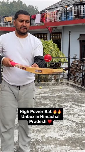 Bittu Maxii Sports on Instagram: "#bat 🏏 #unbox #himachal High Power Bat 🔥🔥 Shandaar Review ⭐️⭐️ @rohitkharwal69 Dm for bat shopping 🛍️"