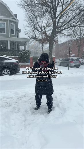 WINTERSTORM HAS ARRIVED I GUESS😭😭 - #teachersoftiktok #teacherlife #teachersbelike #nyc #latinacontentcreator