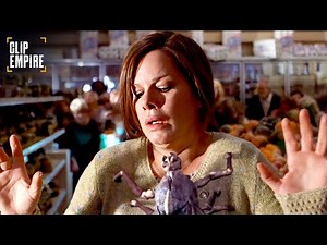 Giant Insects Attack the Storefront (Full Scene) | The Mist