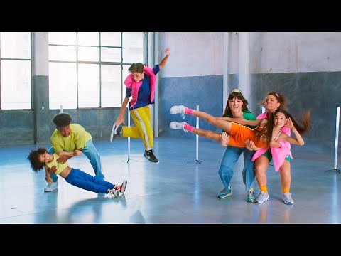 The alphabet - Grow Up Singing (Official Video) #musicforkids #kidssongs