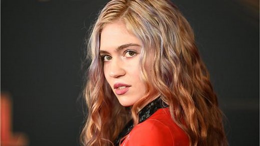 Grimes' Massive "Alien Scars" Back Tattoo Will Make Your Jaw Drop
