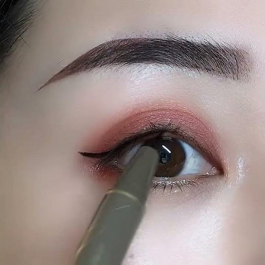 eyeliner makeup tutorial for beginners/Best Makeup Transformations