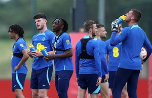 Wolves on 'red alert' for swoop of England International who is 'one of the best'