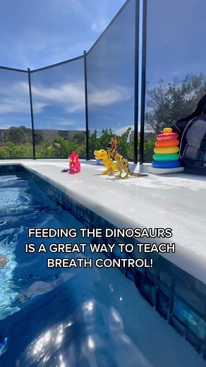 Fun Breath Control Game to Feed Dinosaurs in the Pool