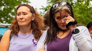 Overdose awareness rally brings out loved ones, health care workers