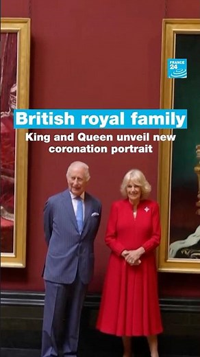 🇬🇧British royal family: King and Queen unveil new coronation portrait • FRANCE 24 English