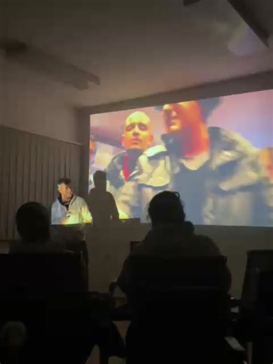 😂💪🏻 @BubaCorelli #bubadiss#grecodz #1312