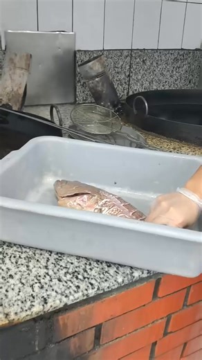 Big fried grouper #friedfish #viralvideo #amazing | The Tool Junkies | Facebook